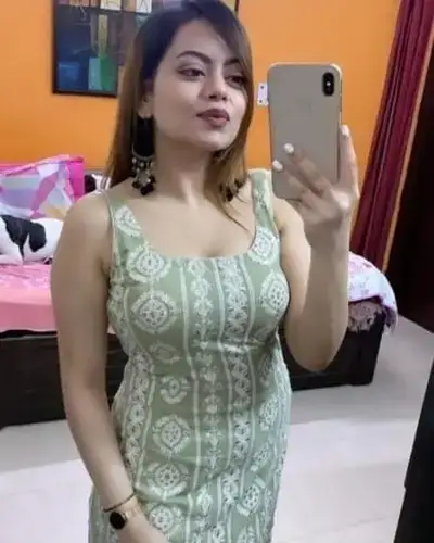 Call Girl in Hojai